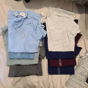 Vs Pink V neck t shirts